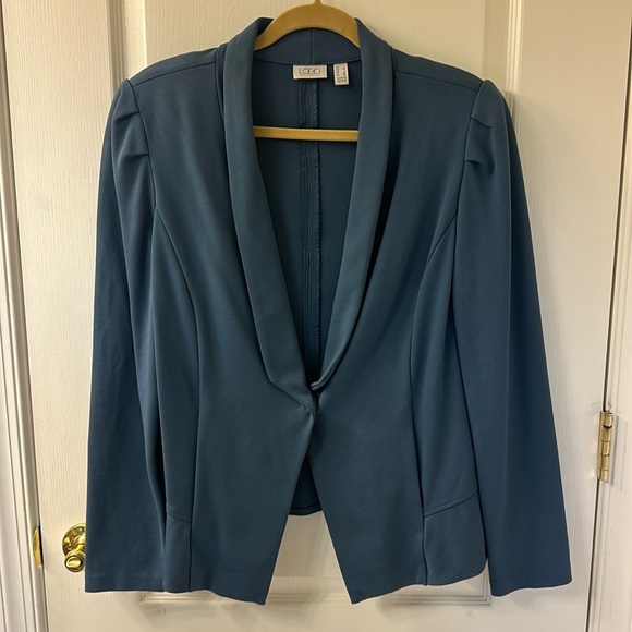 LOGO by Lori Goldstein Jackets & Blazers - LOGO Blue Size L Ponte Knit Puff Shoulder One Snap Hi Low Hem Jacket